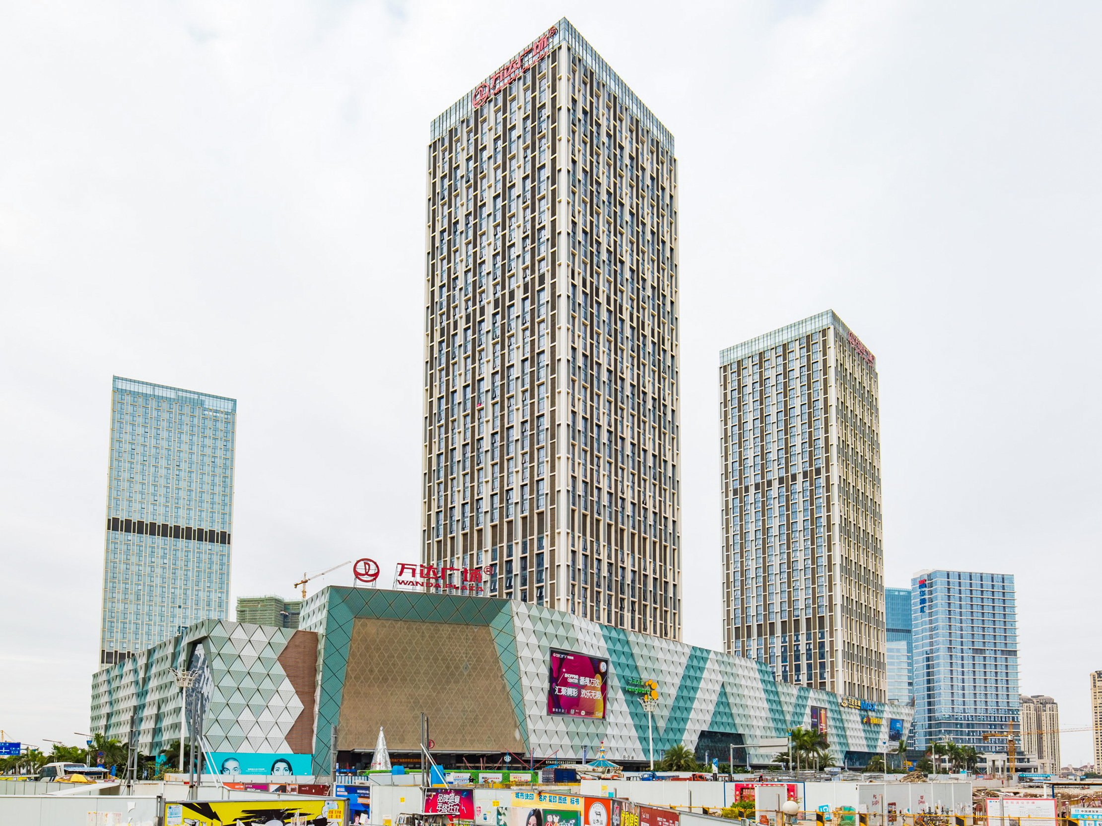  p>番禺万达广场南区位于广州市番禺华南,共计房屋3070户. /p>