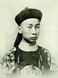 为什么有的大臣称自己臣，有的称自己奴才？_百科TA说