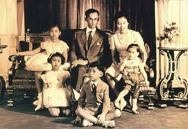 bhumibol adulyadej