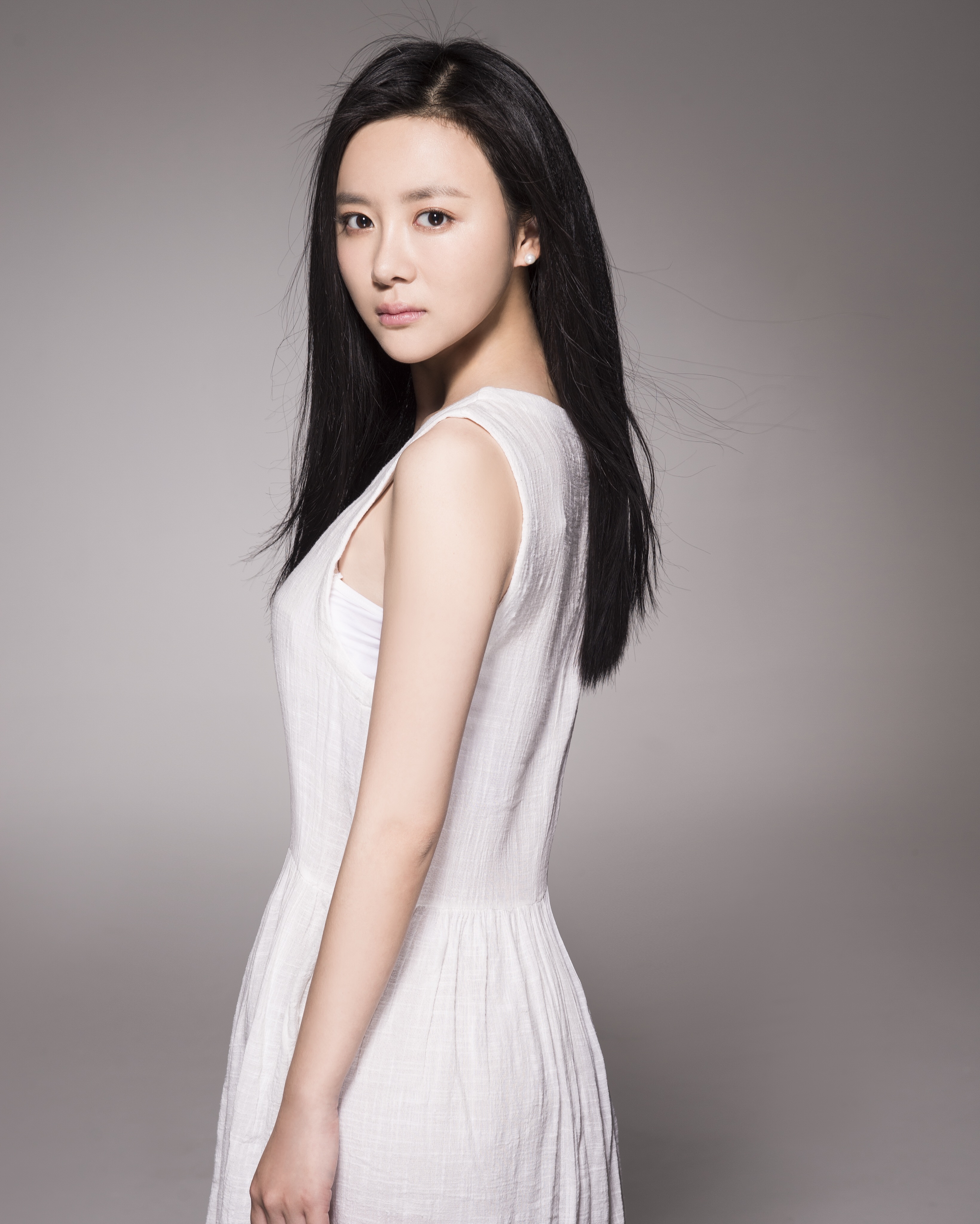 zuosca6s">孙文婷,1988年1月19日出生于重庆市渝中区,中国内地女演员