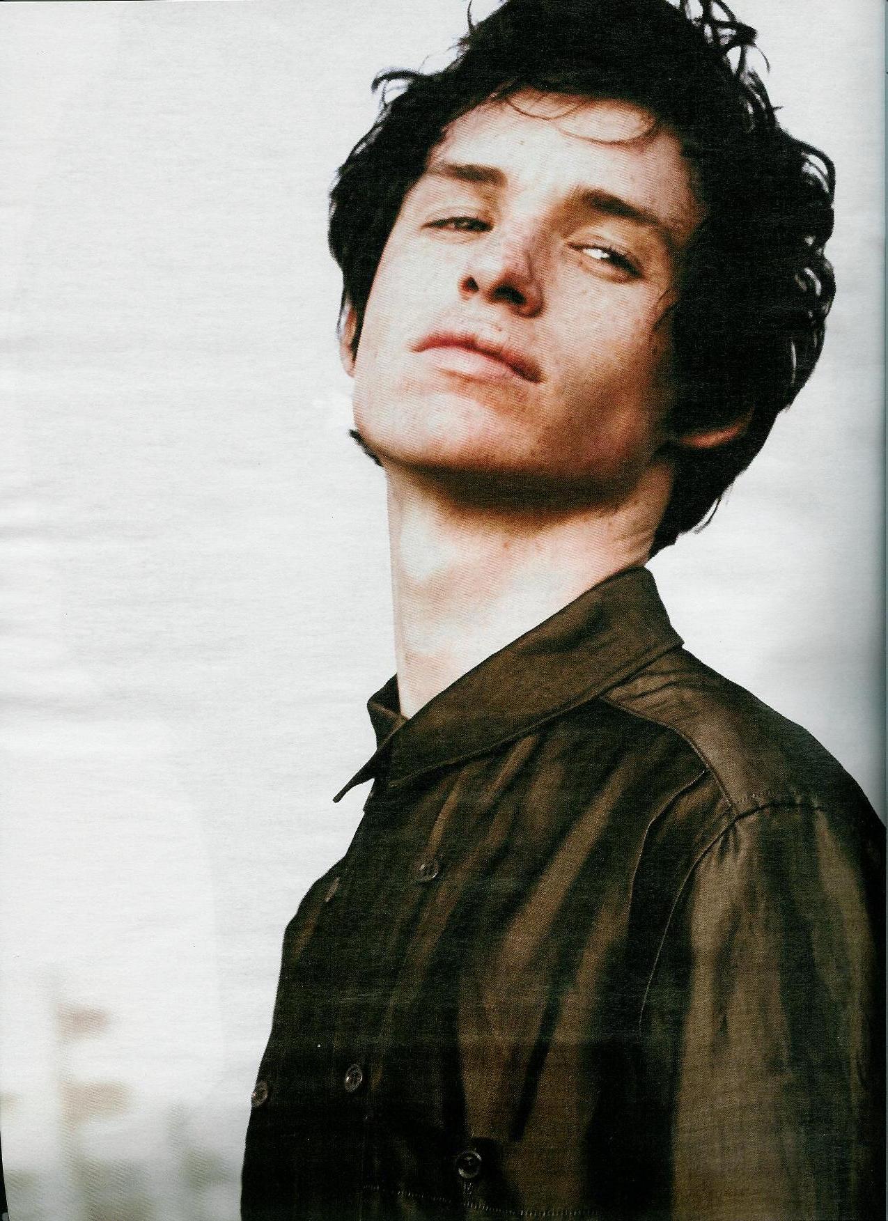  p>埃迪·雷德梅恩 i>(eddie redmayne) /i>,1982年1月6日出生于英国