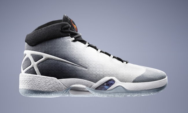  p>air jordan系列球鞋在销量与市场需求方面遥遥领先于其它产品,每年