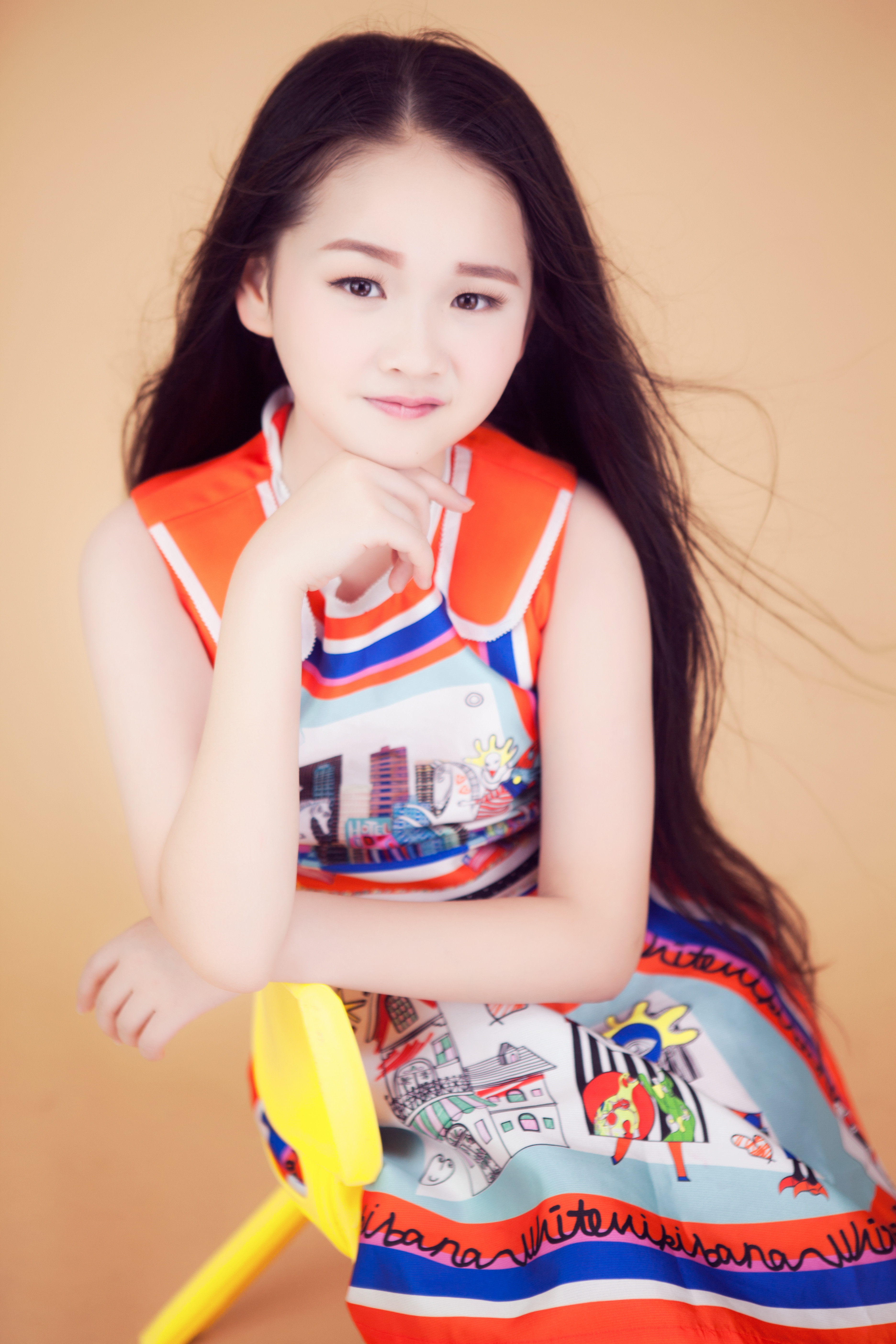 中国内地小童星,代表作品《 a target="_blank" href="/item/真心真情