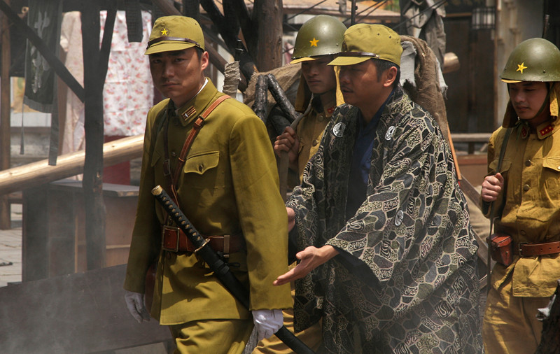 id="gnvjpdhowd">李竹,男,出生于1980年12月6日,是一名影视剧演员