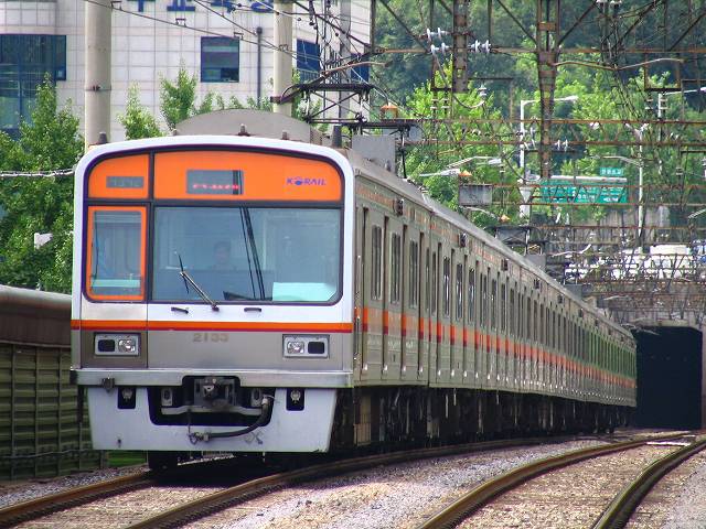  p>首尔地铁(               ,seoul metro)是指服务于韩国首尔及仁川