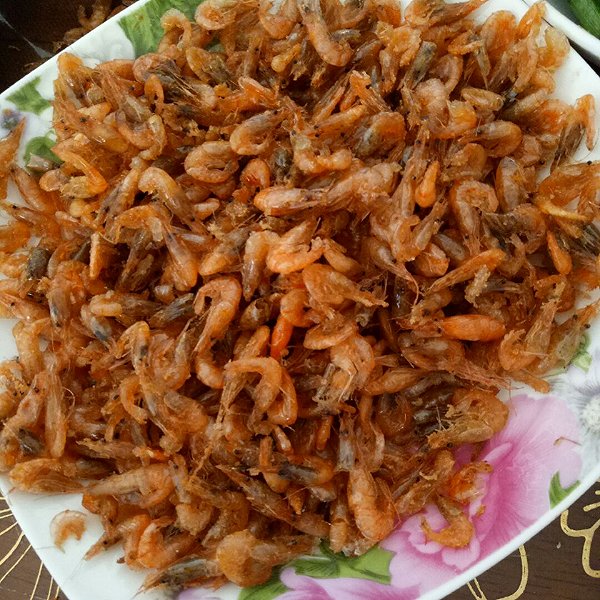  p>酥炸小虾米是一种小吃,主要原料有小虾米,主要辅料/调料有五香粉