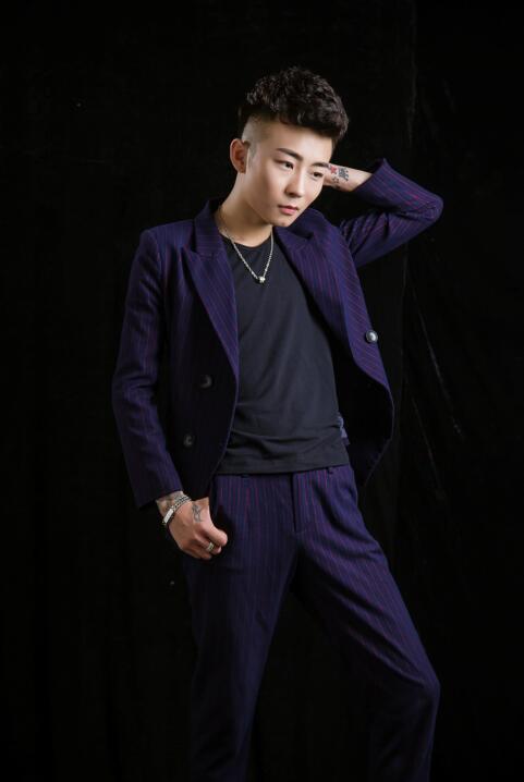  p>殷越,男,汉族,华语流行男歌手,中国内地男歌手,演员. /p>