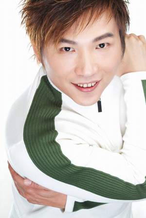  p>林颐(orange lam),1969年3月3日出生于广东省茂名市,中国电视节目