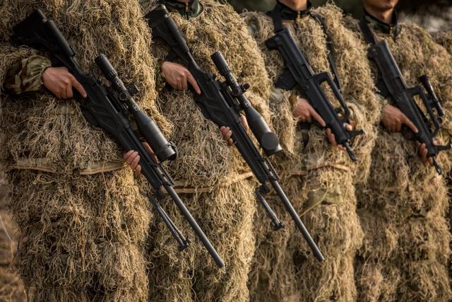 狙击步枪系统",据称单价为26万,因而被网民戏称为"26式",子弹50元一发