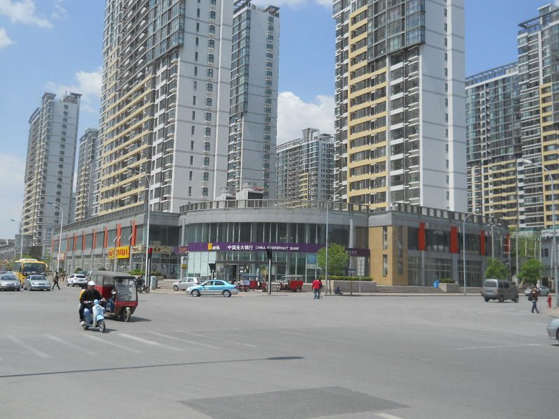  p>富力城天霖园位于天津南开区西马路与南城街交口,由 a target="