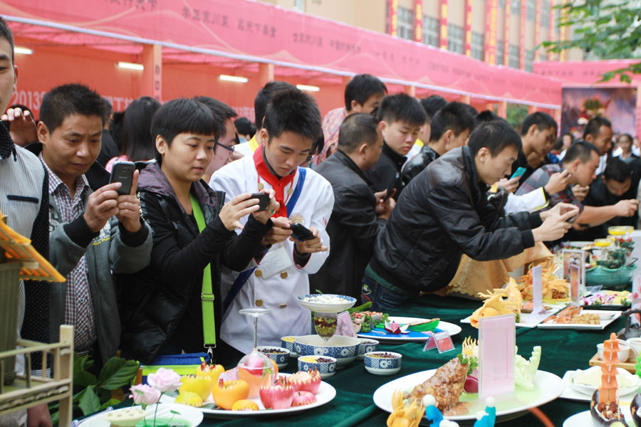 成都新东方烹饪大赛