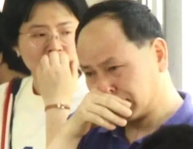含泪活着