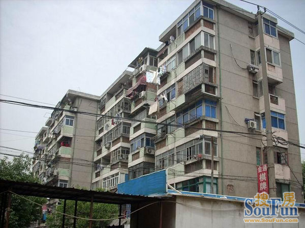 3z5s8">石门坎位于 a target="_blank" href="/item/南京市/2207627"