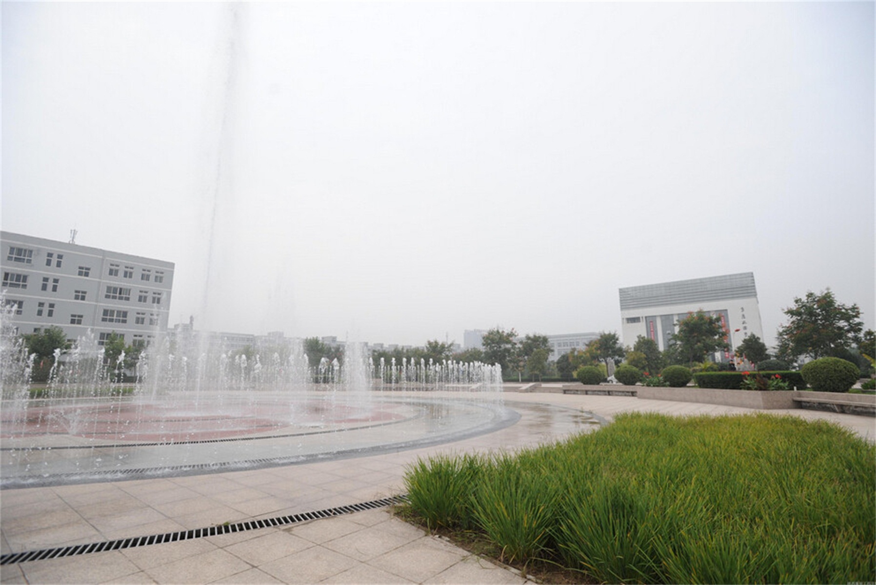 陕西服装工程学院