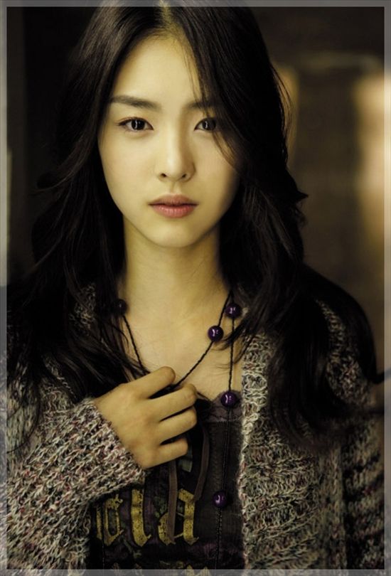  p>李沇熹(lee yeon hee),1988年2月26日出生于韩国,韩国女演员,模特.