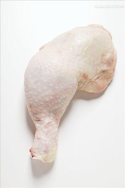  p>鸡腿是鸡从脚到腿的 a target="_blank" href="/item/部位/1109899