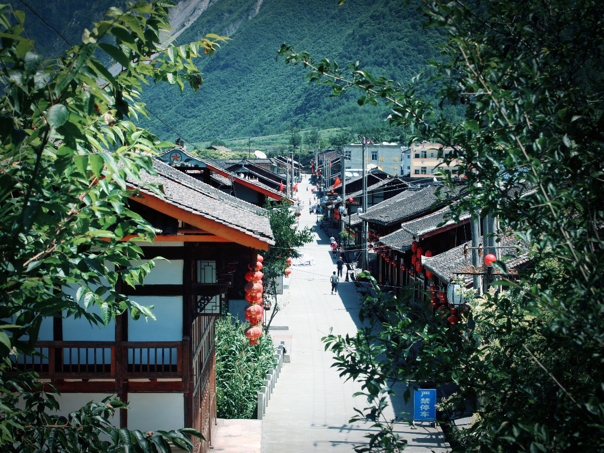 小河镇,隶属于四川省阿坝藏族羌族自治州松潘县,地处<a target="