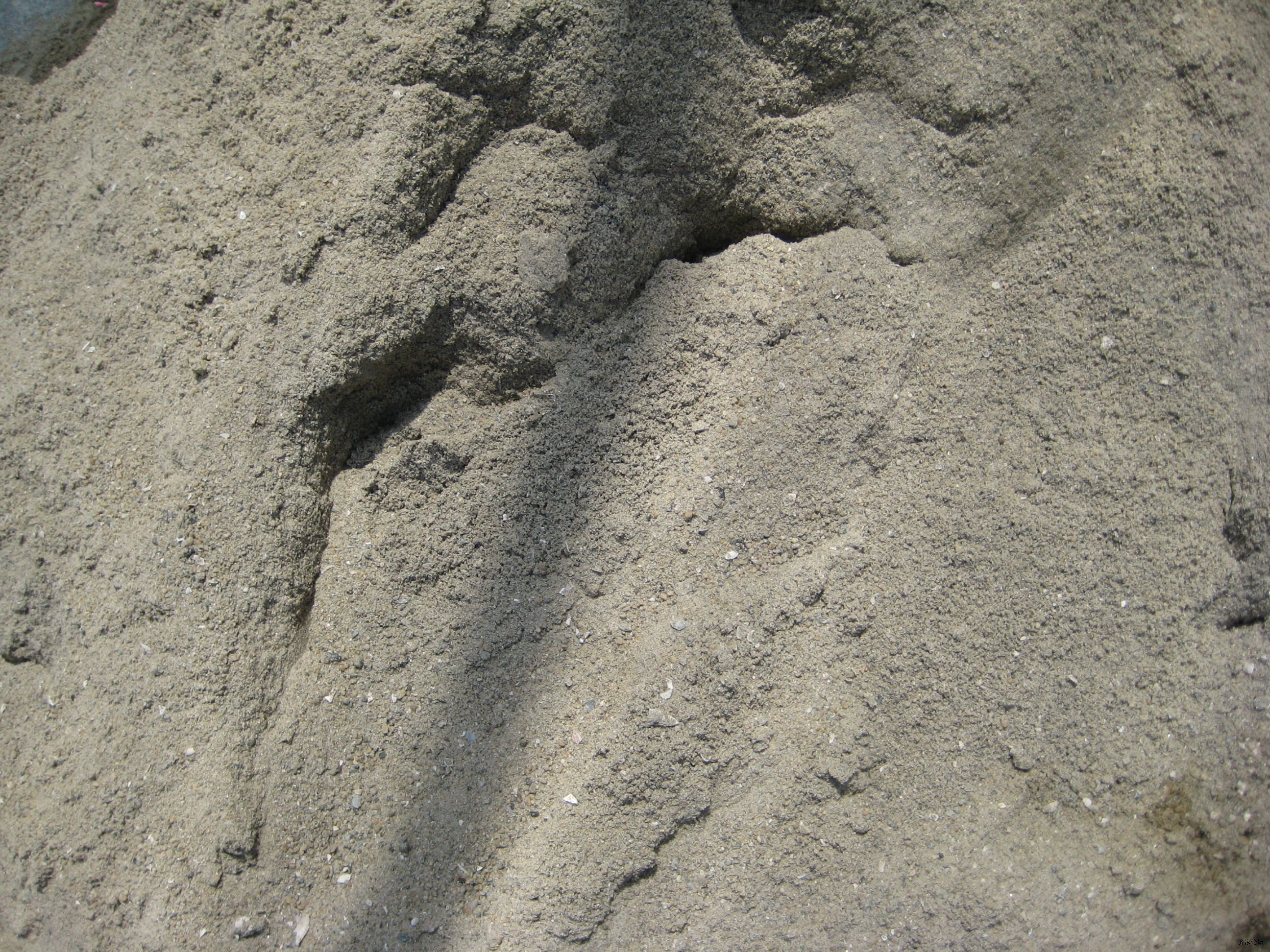  p>砂土是指土壤颗粒组成中砂粒含量较高的 a target="_blank" href="