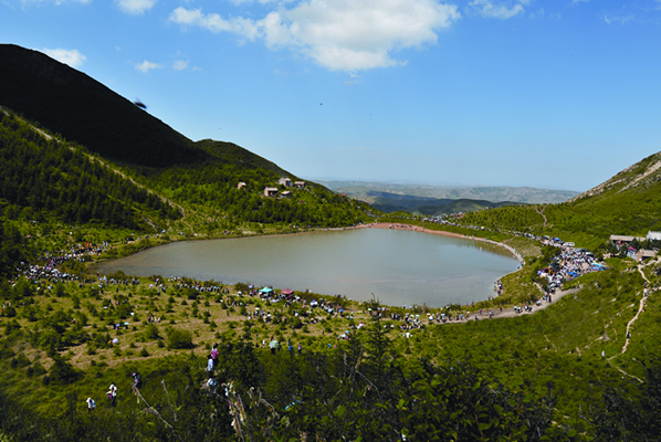 葫芦河的发源地之一,人文始祖伏羲孕生的地方,被誉为古"隆德八景"之一