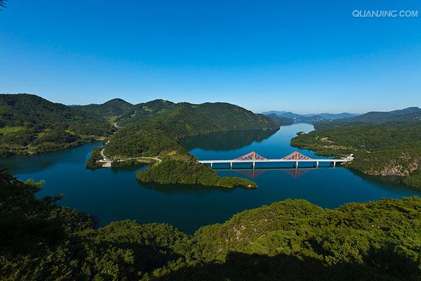 堤川