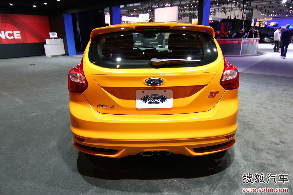福特福克斯两厢