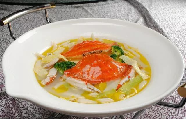 红肓蟹香肠白菜煲