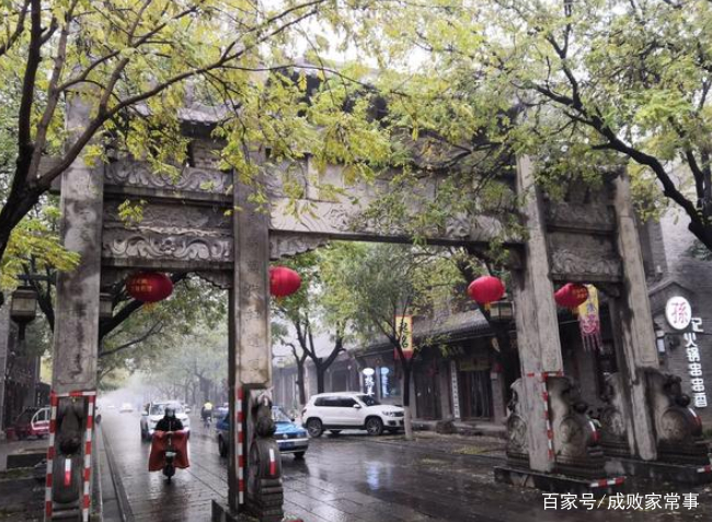 北方唯一水上古城—东昌古城，城顶建筑风格，依河而建，随坡而建_百科TA说