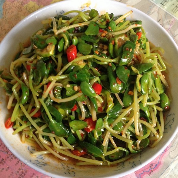 凉拌豌豆苗