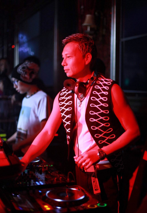 杨振龙（中国著名DJ、唱片制作人）_百度百科