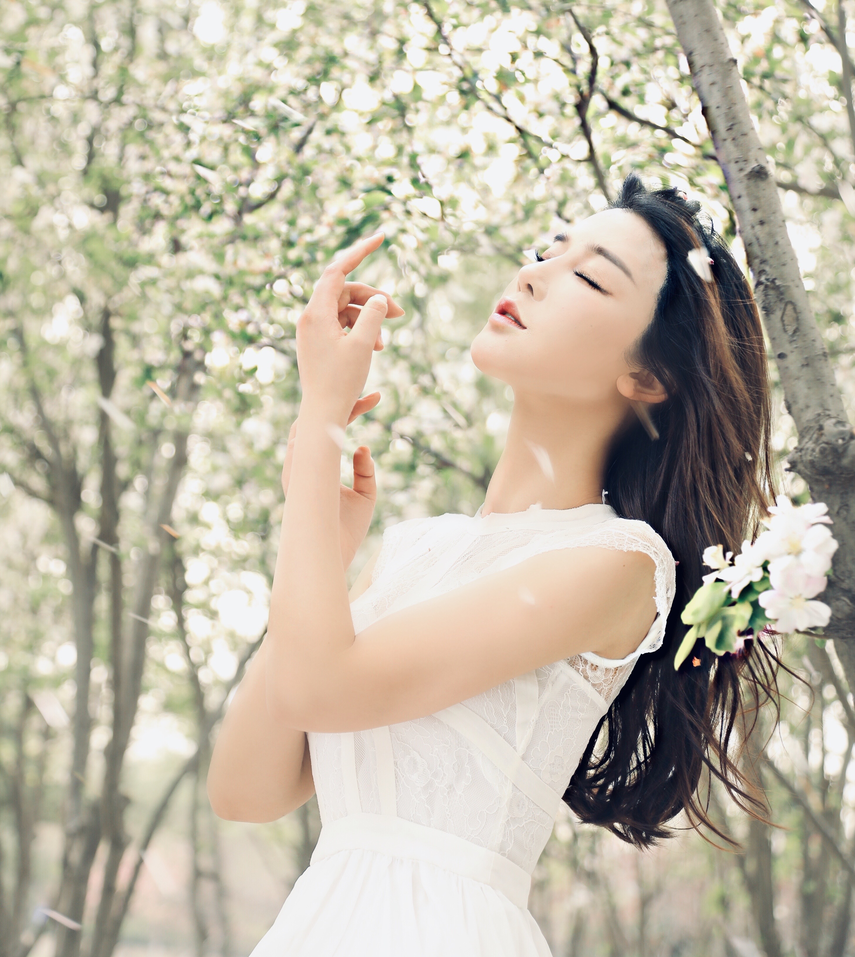  p>侍宣如,中国内地女演员,歌手.