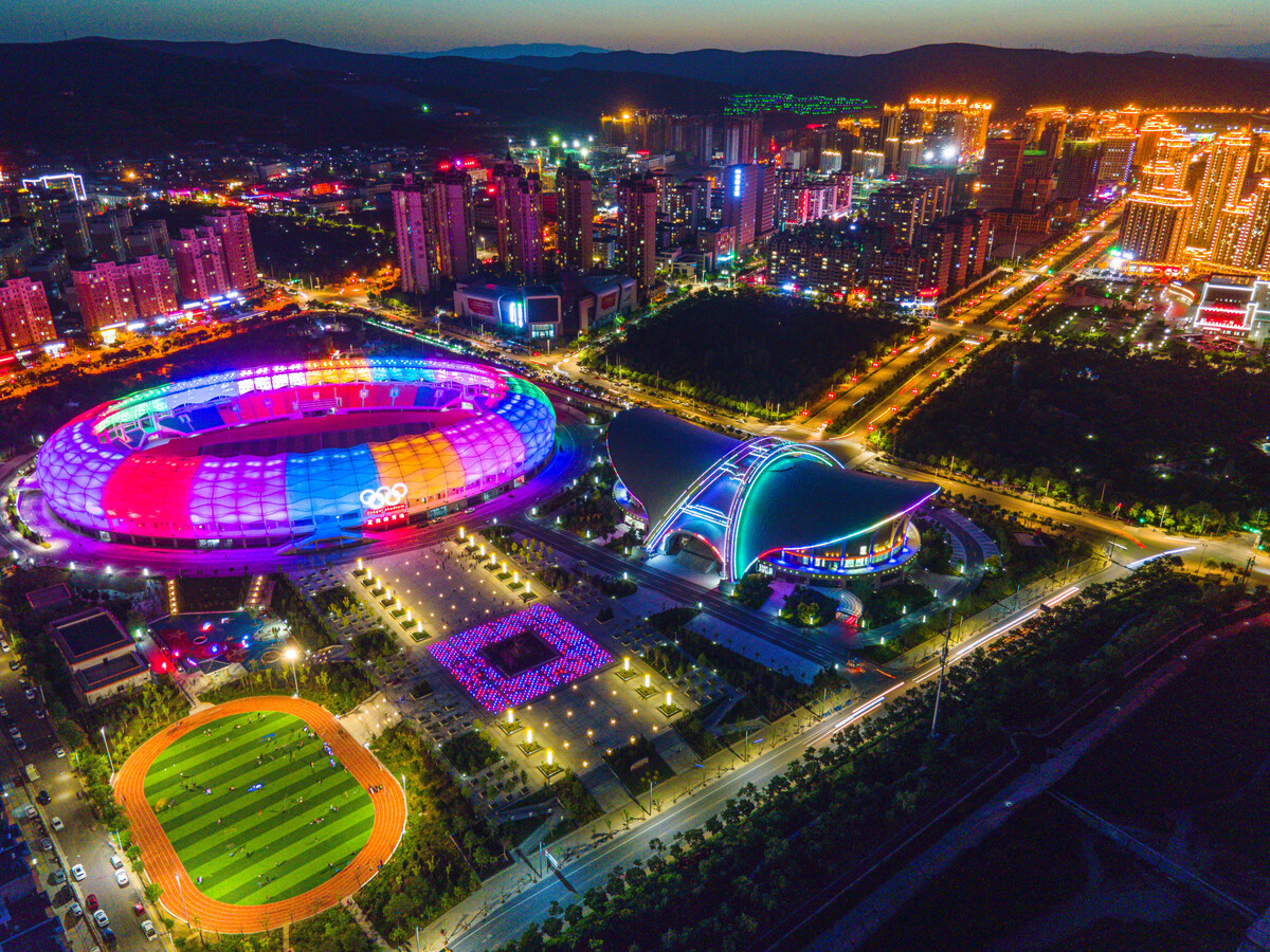 定西市,通称"陇中",是 a target="_blank" href="/item/甘肃省/684374