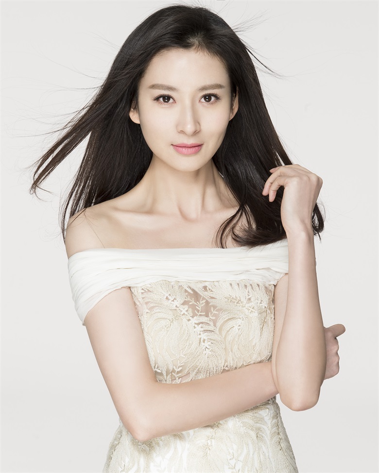 id="gnx8qs0nh8">杨亚,1987年7月17日出生于安徽省,中国内地女演员