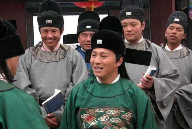 秦裕伯：秦观后人，被朱元璋威胁后做官，死后追封上海城隍_百科TA说