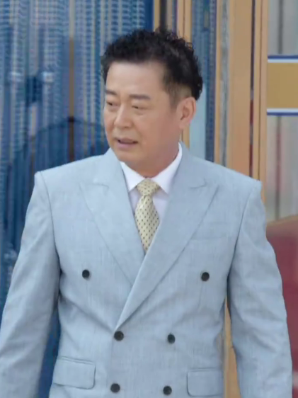 家庭情感剧《微笑妈妈》中的角色,由刘小溪扮演