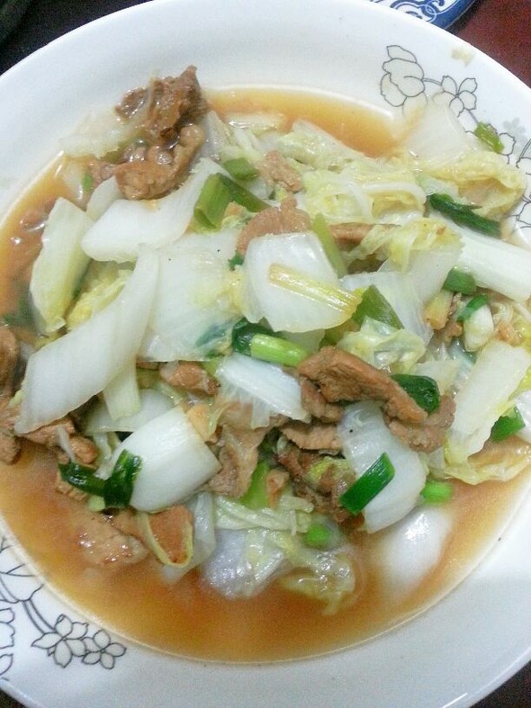  p>白菜炒肉片是一道以白菜,猪肉为主料的菜品. /p>