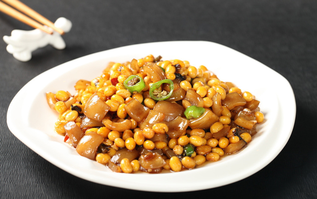 尖椒炒黄豆