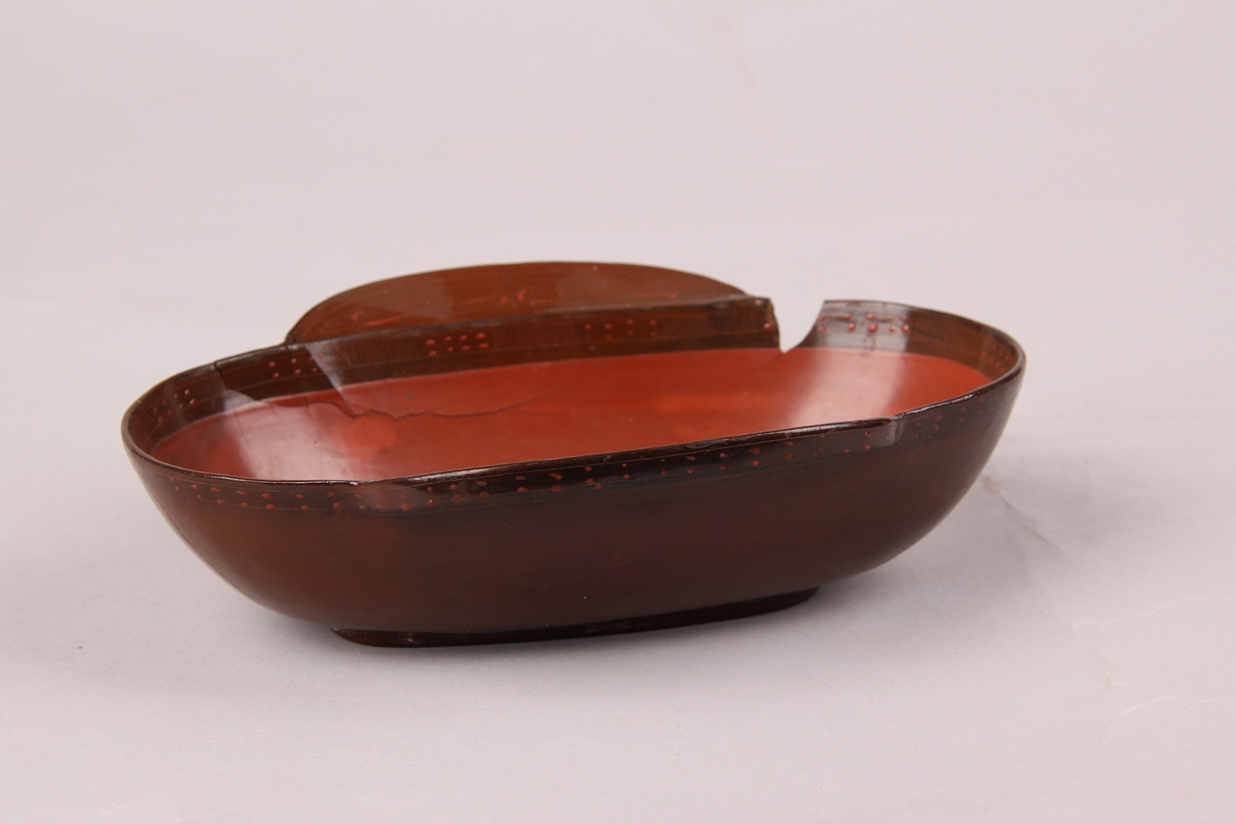 西汉漆彩绘耳杯