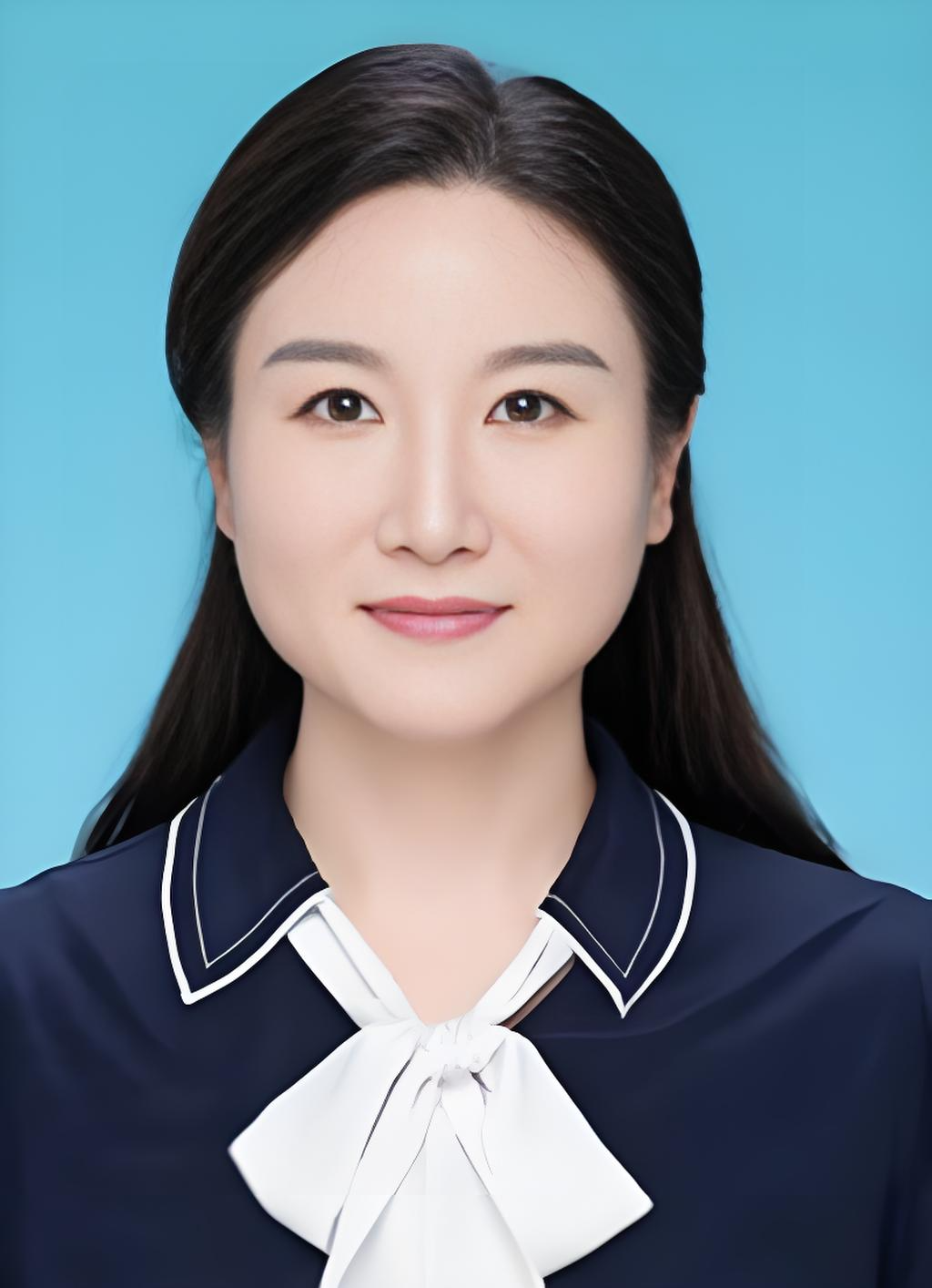 杨玲抖音号=快手网红杨玲