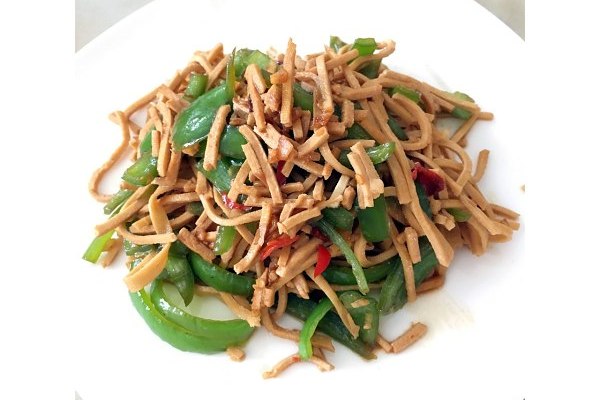 青椒拌豆腐丝