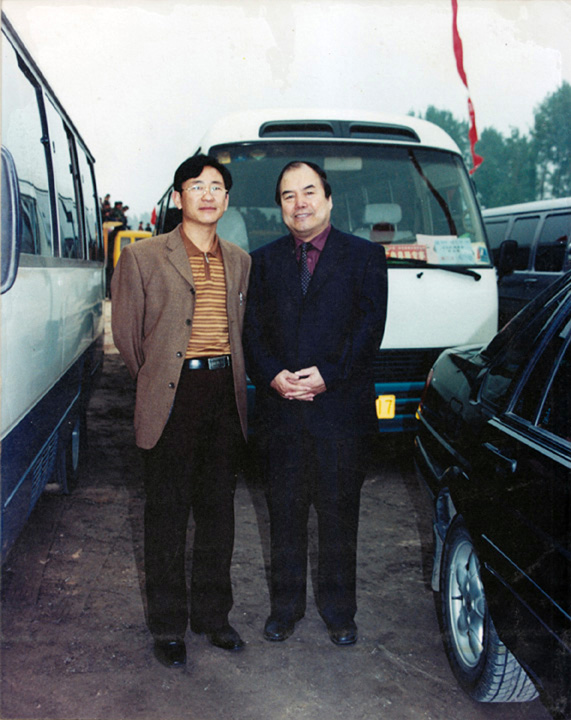  p data-id="gnbw4cvgty">刘洪文,男,生于1963年,祖籍河北广平.