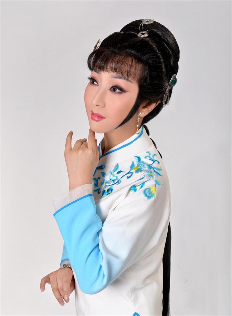 p data-id="go0jmo1oa3">惠敏莉,女,陕西黄陵人.