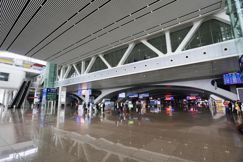  p>广州南站(guangzhounan railway station),位于中国 a target="
