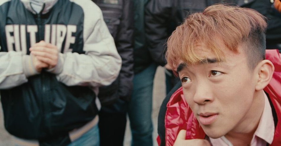  p>《跟踪孔令学》是由中国电影集团公司出品的黑色幽默喜剧电影,由 a