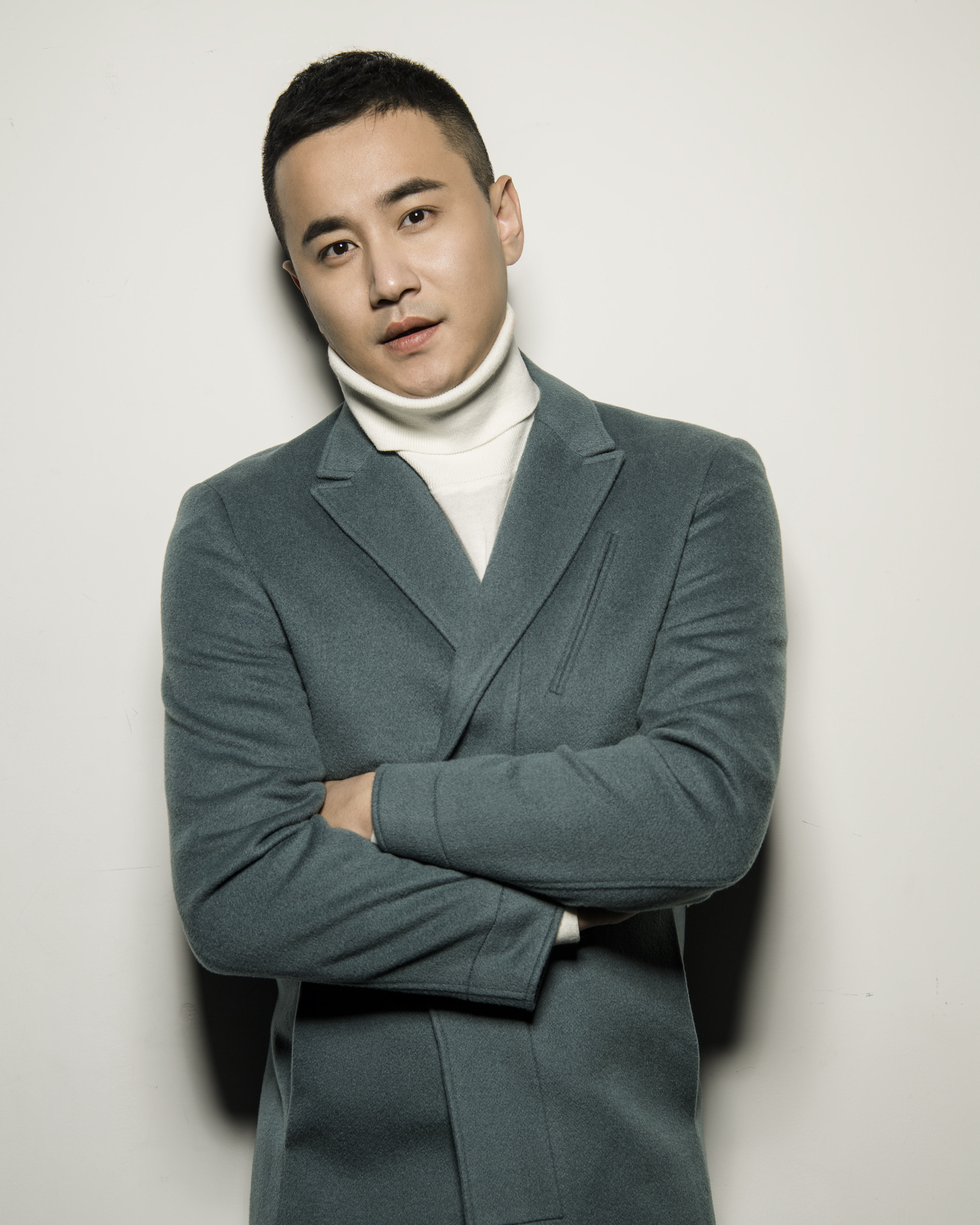  p data-id="gnbzjxzj7m">程实,1985年10月10日出生于辽宁省抚顺市