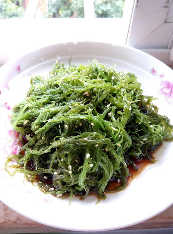  p>日式凉拌海草是一款纯日式的凉拌.