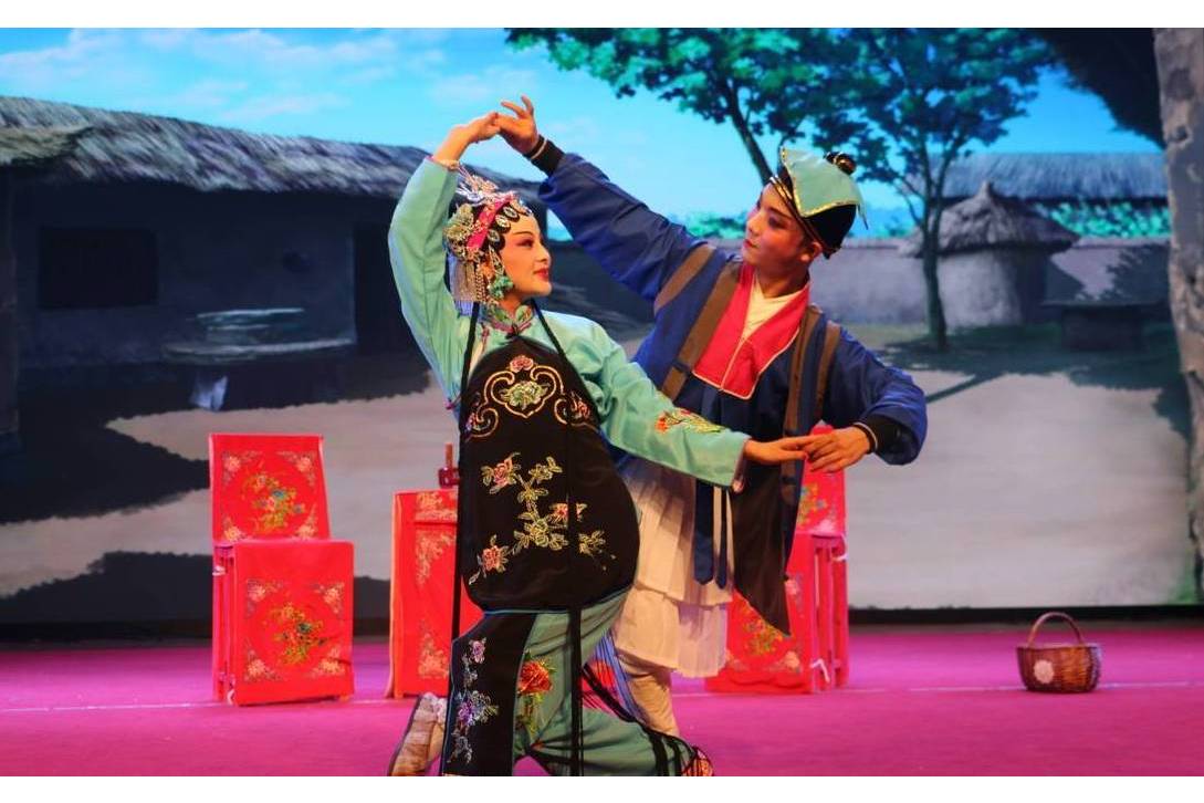  p data-id="gn32ejdnk6">花鼓戏(衡州花鼓戏),湖南省 a target="