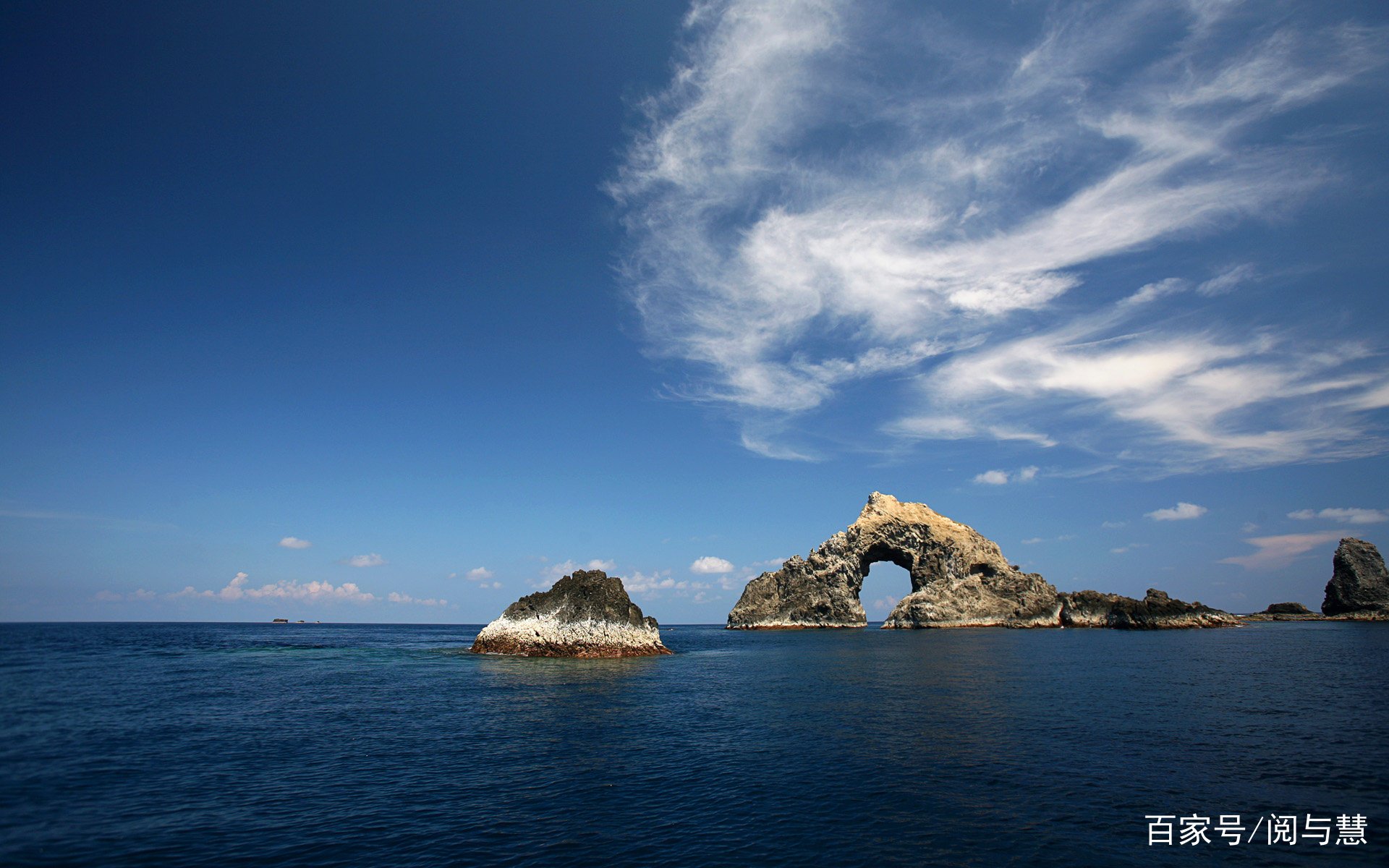 飞流直下三千尺，疑似银河落九天”诗仙将动态写成了优美静态_百科TA说