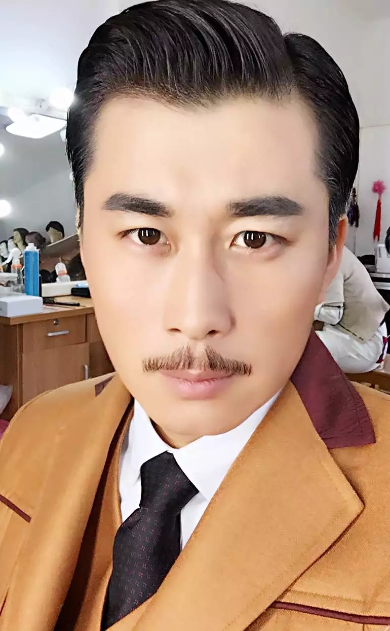  p>胡安,中国内地男演员,出生于辽宁 a target="_blank" href="/item