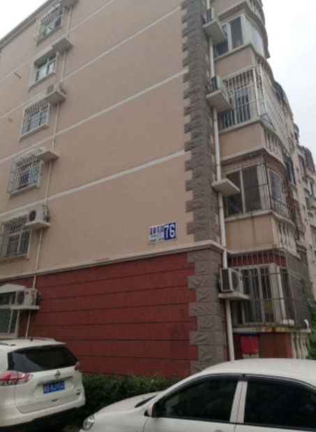  p data-id="gn2yaf8urx">温泉花园小区是占地约30多万平米的大型成熟