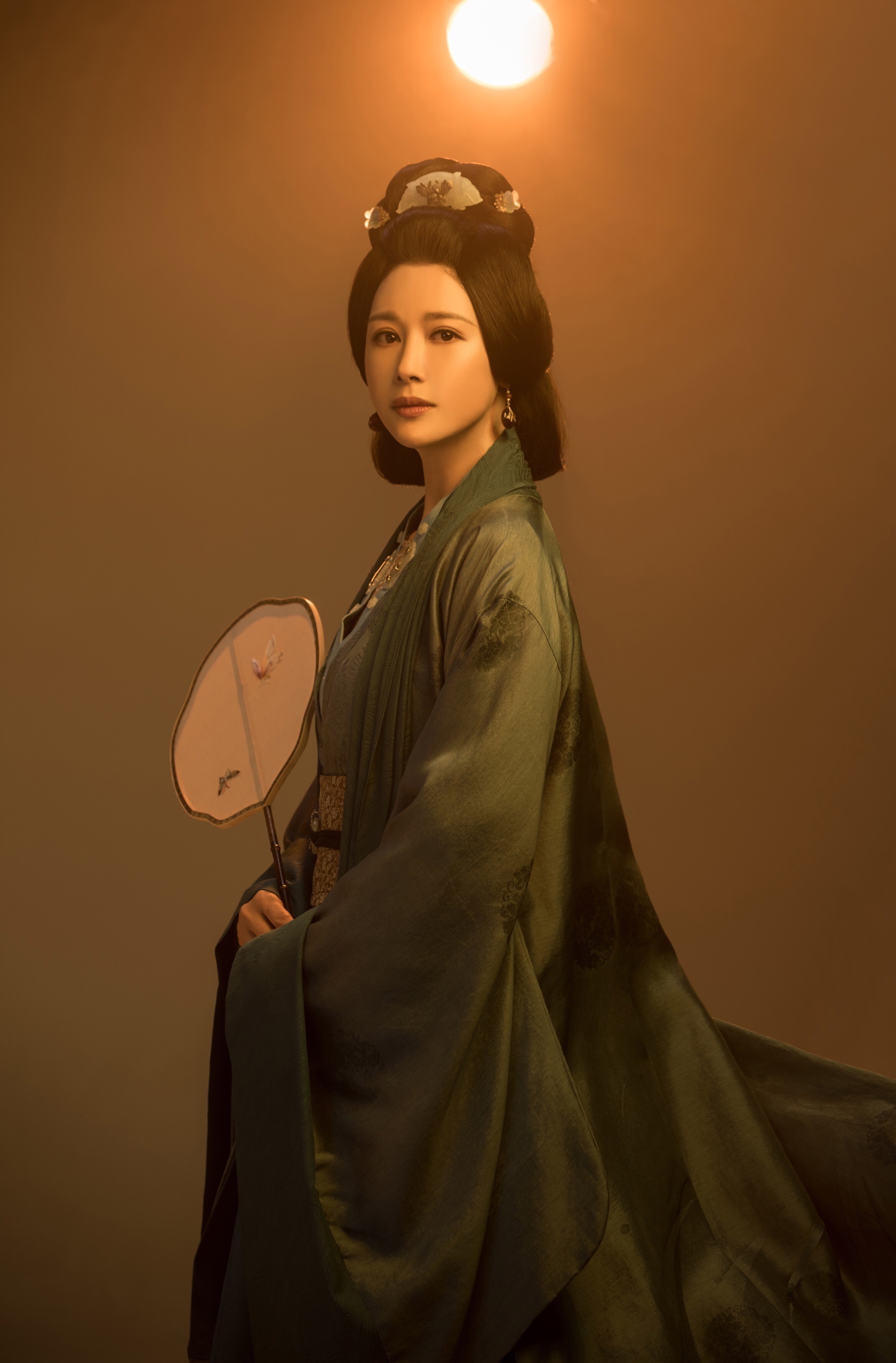  p>邓英,1978年4月8日出生于浙江省衢州市,中国内地女演员,毕业于 a